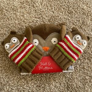 Amscan knitted hat and gloves for unisex toddler 1-3yrs NWT